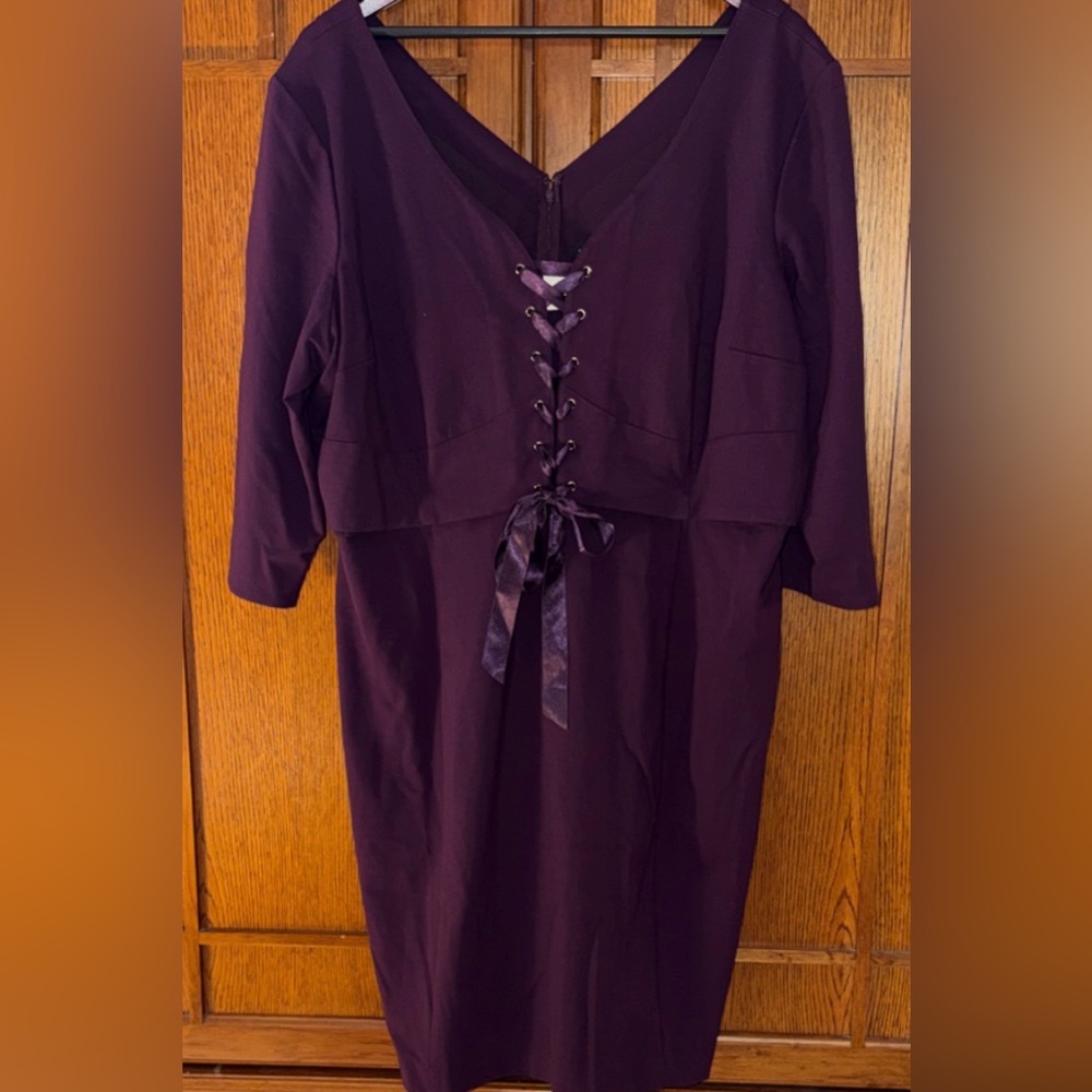 NWT Lane Bryant Lace-Up Corset V-Neck Midi Scuba Dress 3/4 Sleeve Semi-Formal - Picture 2 of 13